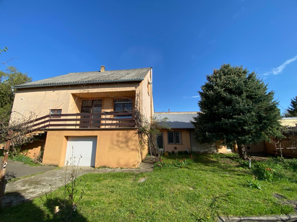 281f186a-da93-4652-9316-cc9445584071